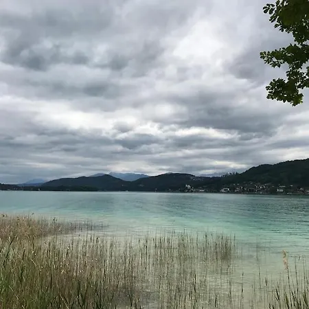 شقة Ferienwohnung, Wenige Minuten Vom Woerthersee