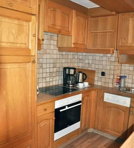 Ferienwohnung, Wenige Minuten Vom Woerthersee דירה *