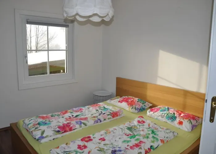 Ferienwohnung, Wenige Minuten Vom Woerthersee שיפלינג אם סי